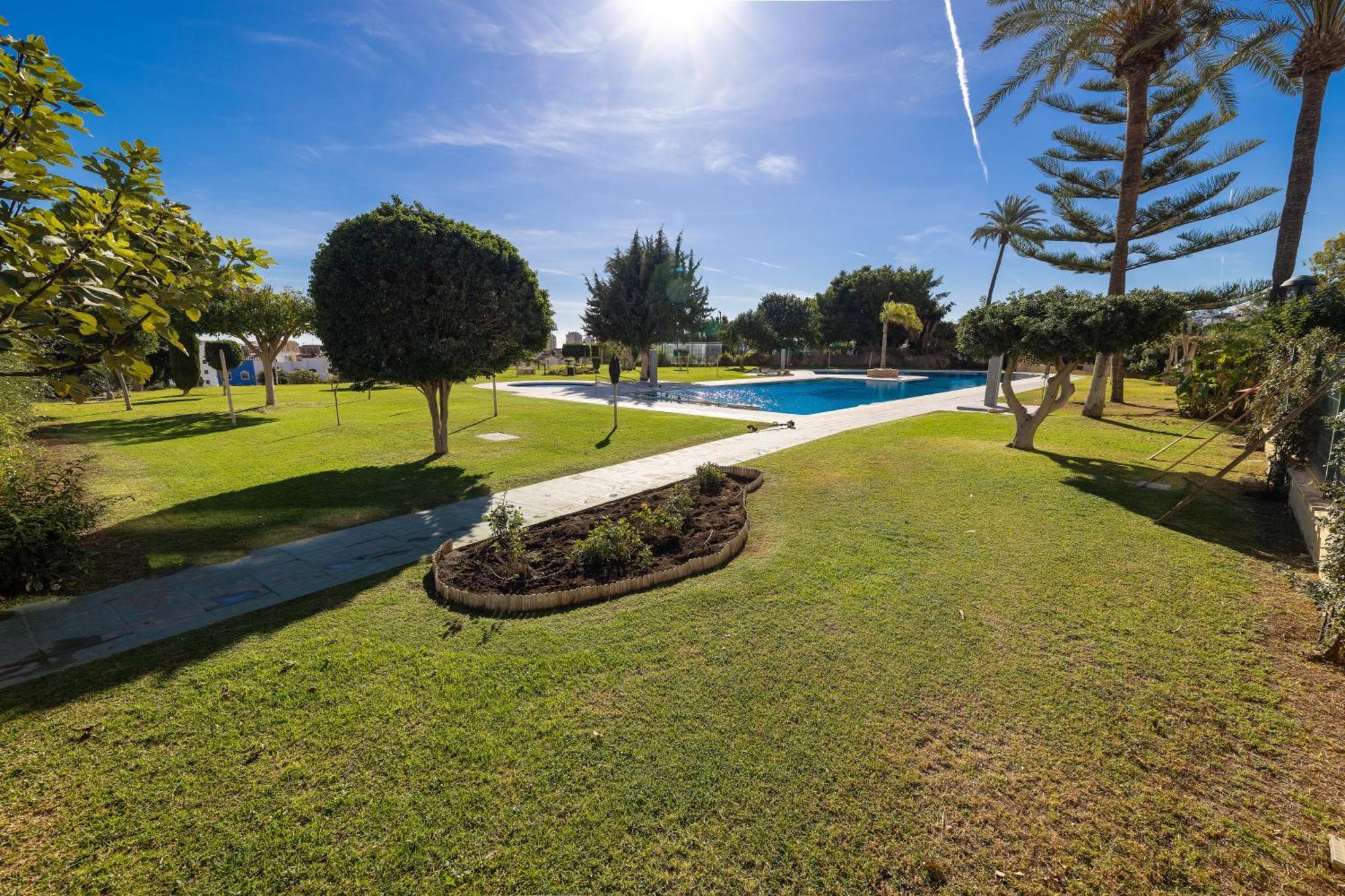 Sun Apartments Torremolinos Bagian luar foto