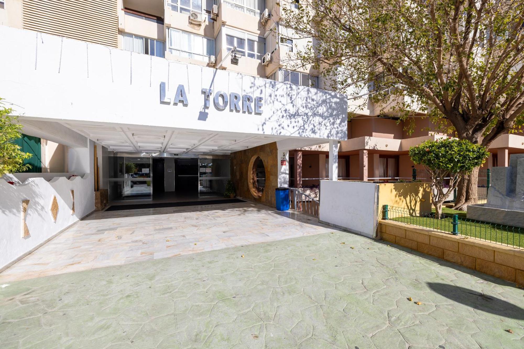 Sun Apartments Torremolinos Bagian luar foto