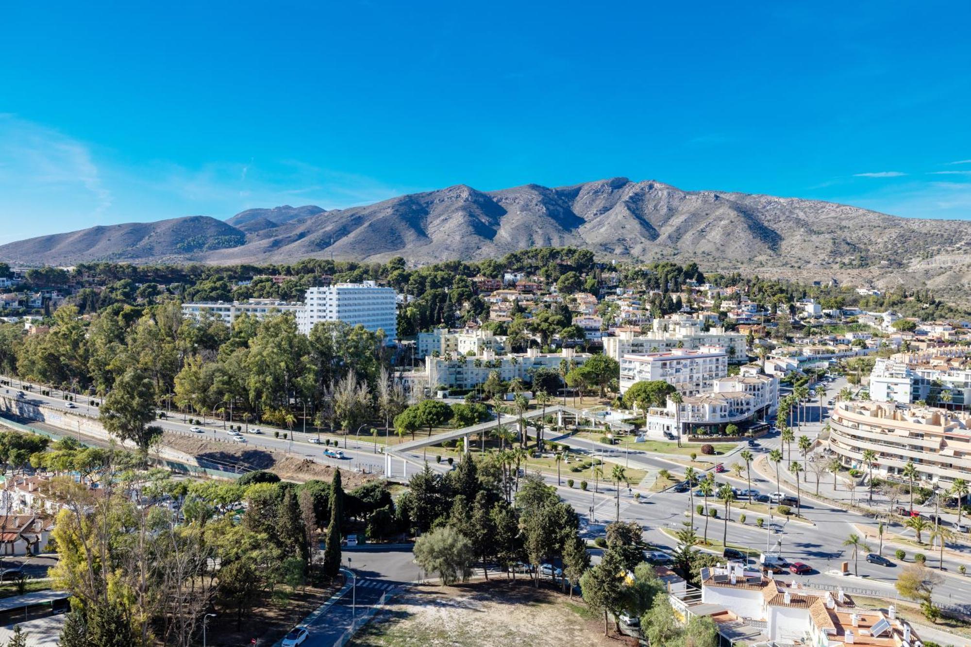 Sun Apartments Torremolinos Bagian luar foto