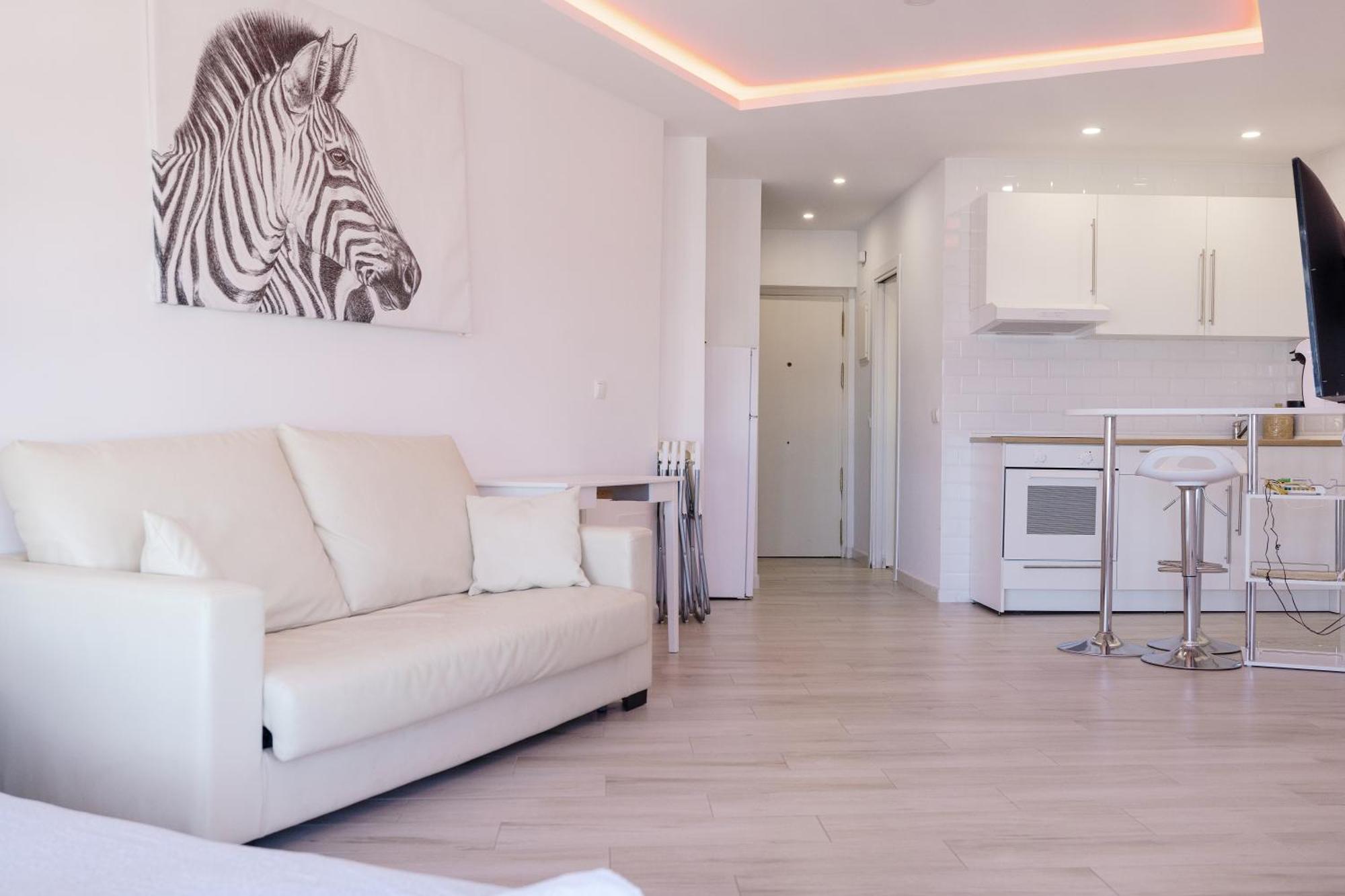 Sun Apartments Torremolinos Bagian luar foto
