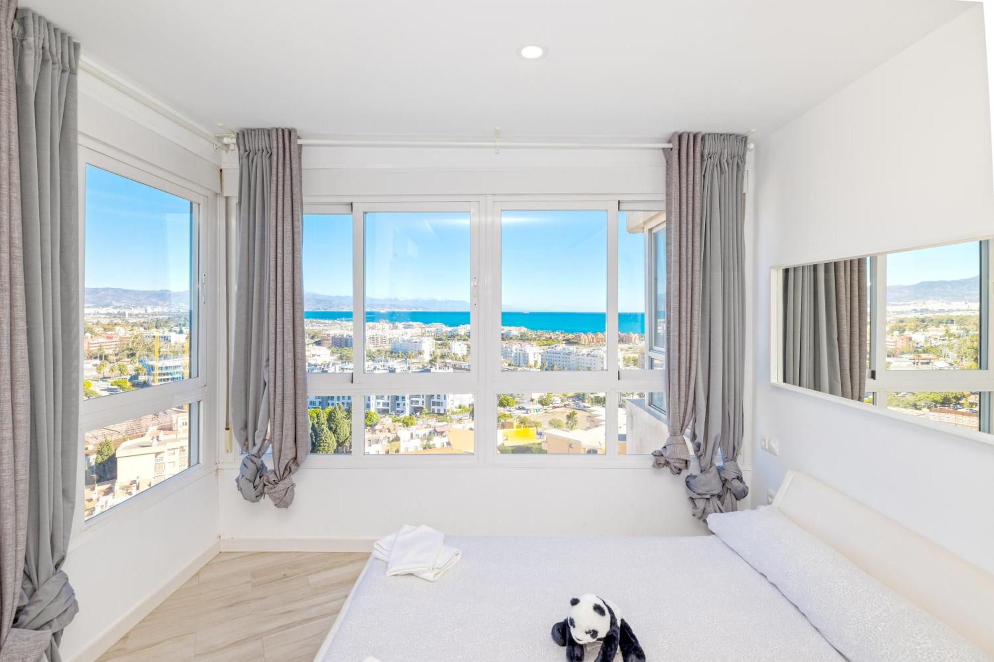 Sun Apartments Torremolinos Bagian luar foto