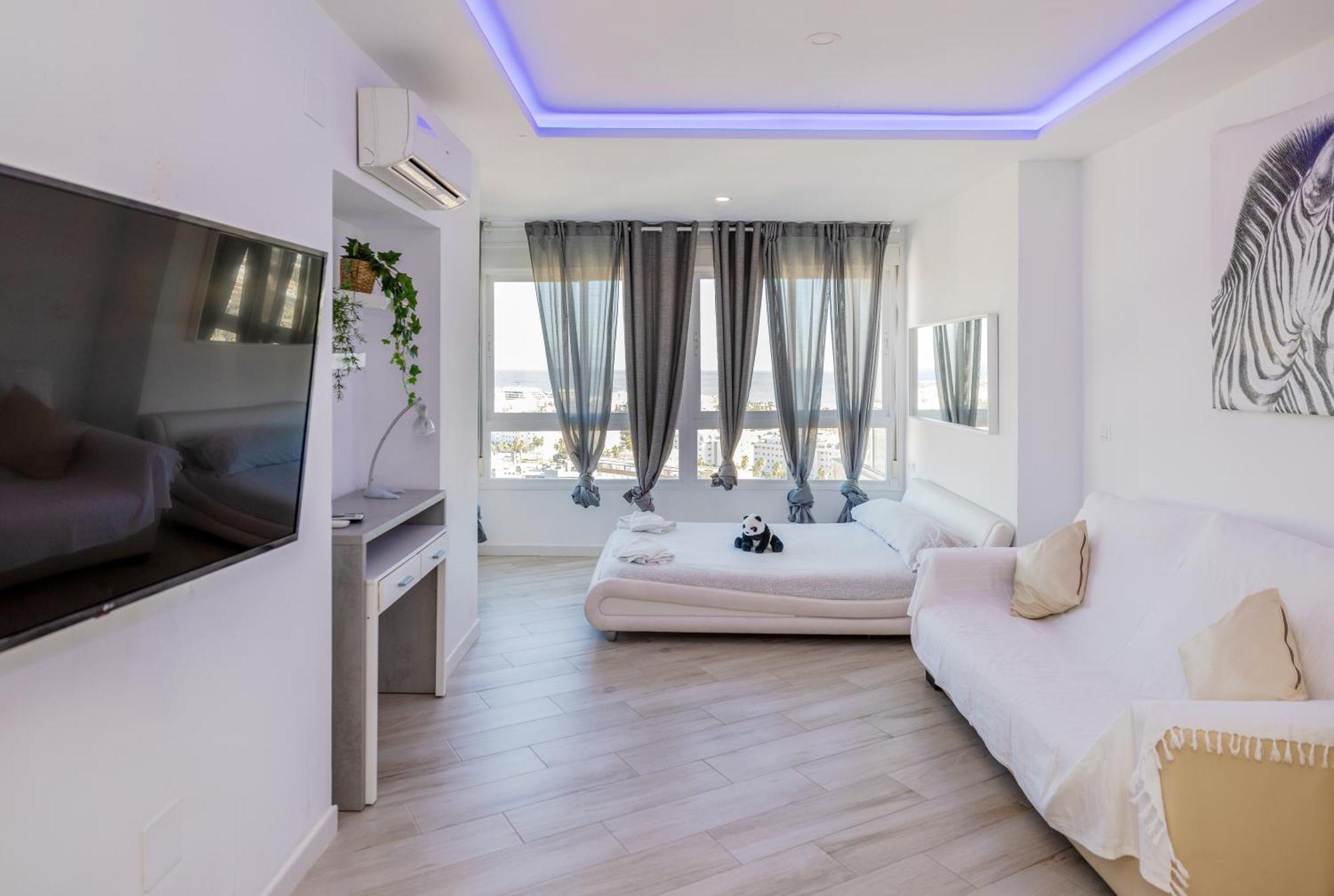 Sun Apartments Torremolinos Bagian luar foto