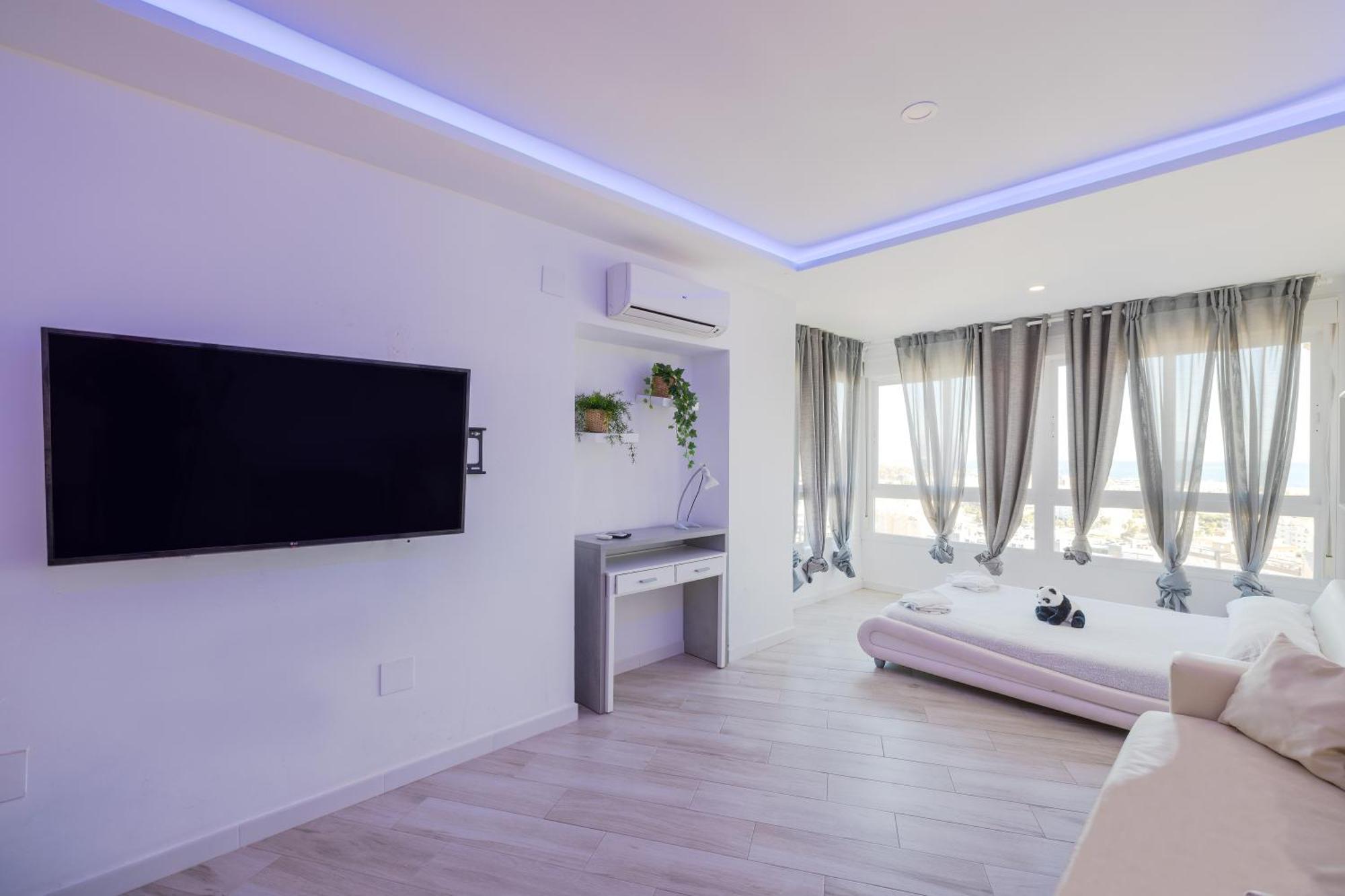Sun Apartments Torremolinos Bagian luar foto